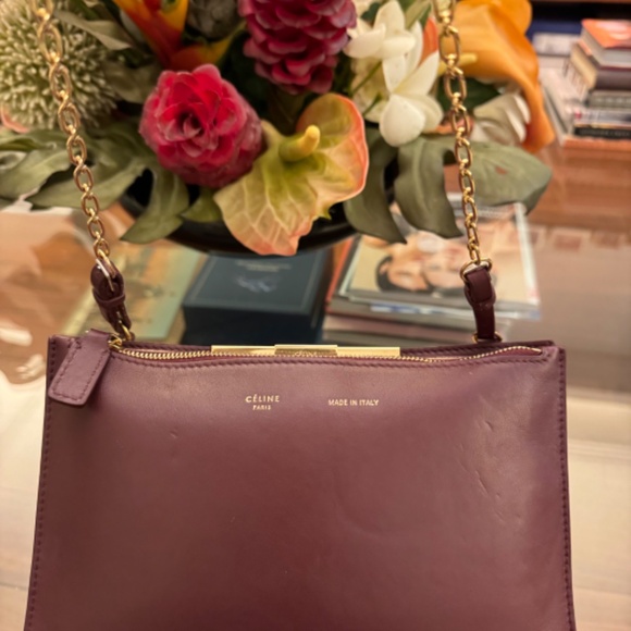 Limited edition Celine Clasp Gold Chain Shoulder Bag Burgundy Leather Vintage - Picture 12 of 12